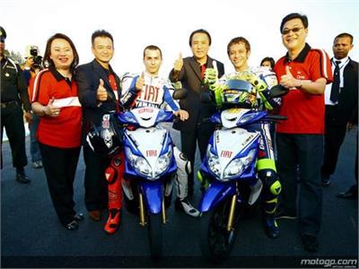 Lorenzo and Rossi in Thailand