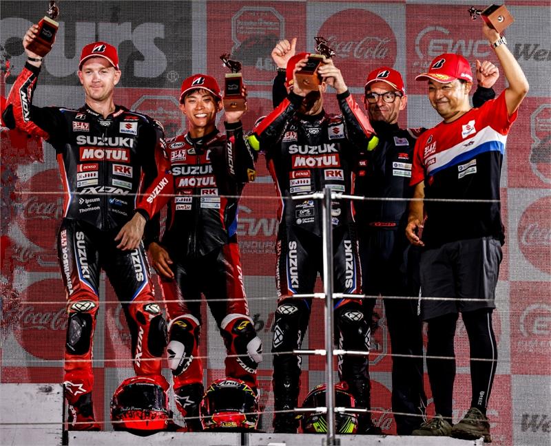 Suzuki 2025 podium