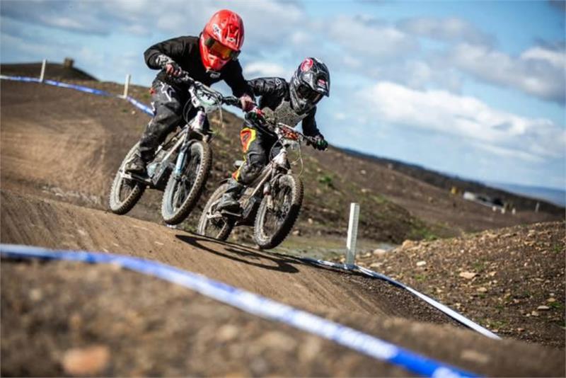 Amped_EMX Sparks riders