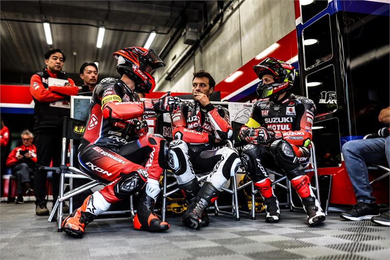 Spa 2026 - 3 riders in box
